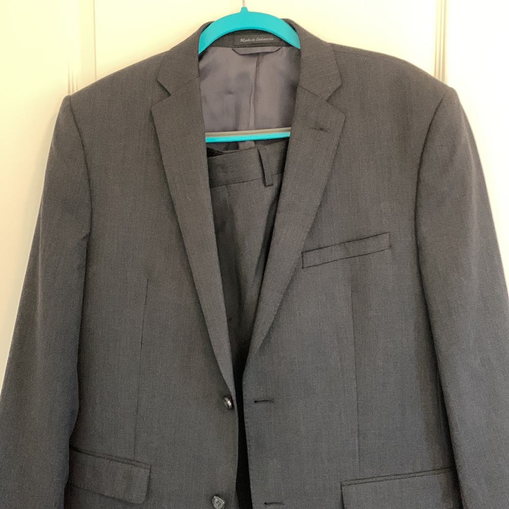 Joseph Abboud Suit. - image 2